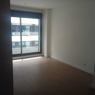 habitacion con ventanal