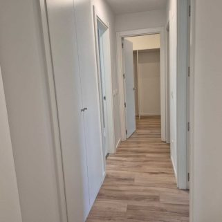 pasillo principal piso